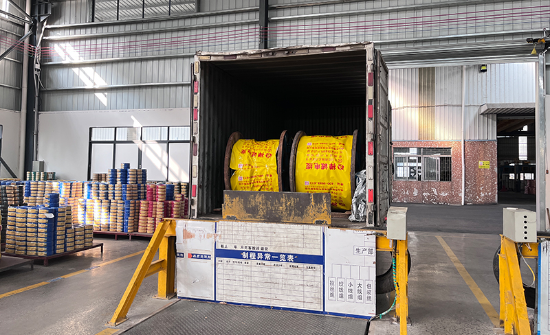 禪誠電纜裝車照 禪誠電纜裝車照